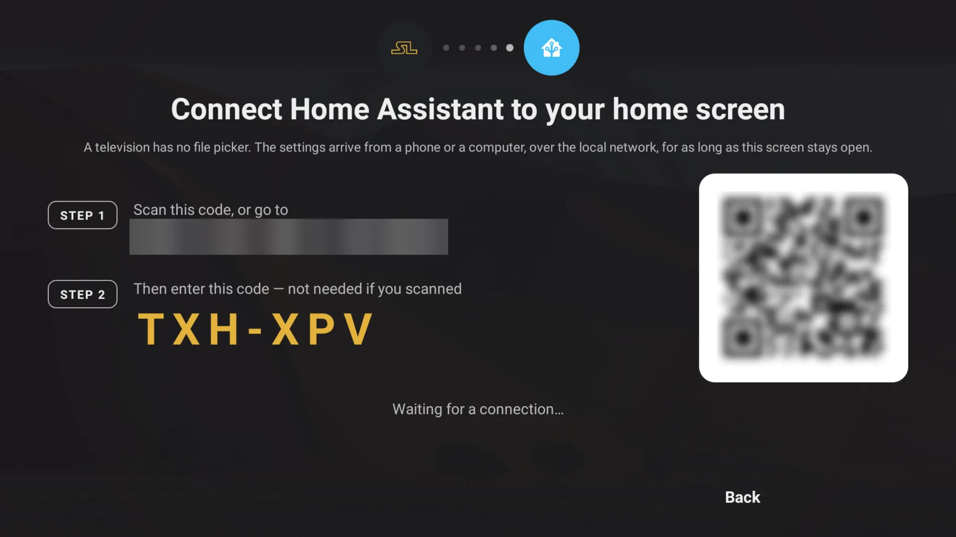 Écran d’appairage : un QR code, l’adresse locale et un code de six lettres